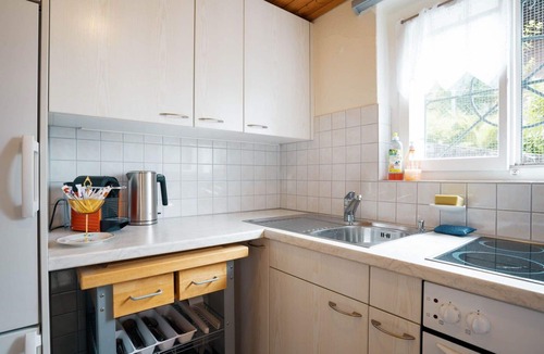 Amden Apartment | Cosy apartment for 4 people with WIFI, TV, balcony, pets allowed and parking