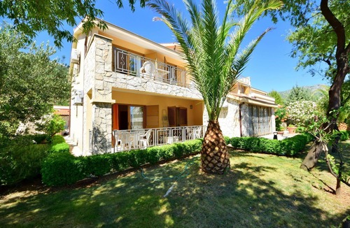 Stankovici Apartment | Cosy apartment for 4 people with WIFI, pool, A/C, terrace and pets allowed