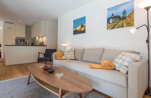 Saas-Balen Apartment | Cosy apartment for 5 guests with WIFI, TV, balcony and pets allowed