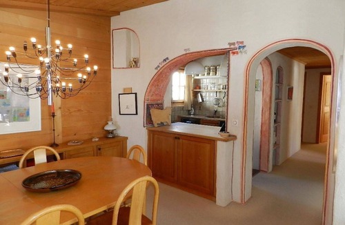 Saanenmoeser Apartment | Cosy apartment for 6 guests with WIFI, TV and balcony
