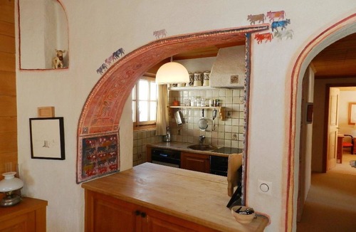 Saanenmoeser Apartment | Cosy apartment for 6 guests with WIFI, TV and balcony