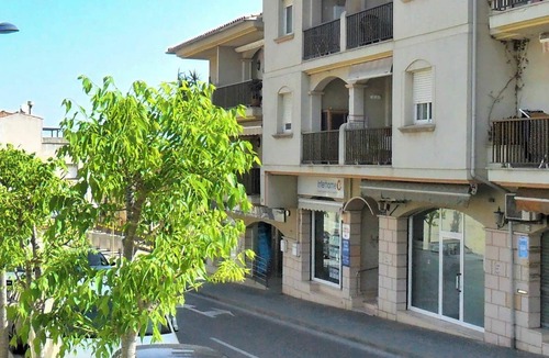 L'Escala Apartment | Cosy apartment for 6 people with A/C, WIFI, TV and terrace
