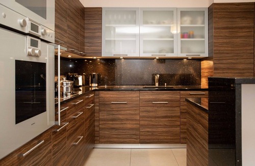 Montreux Apartment | Cosy apartment for 7 guests with pool, WIFI, A/C, TV, terrace and panoramic view