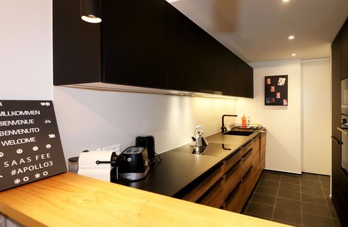 Saas-Fee Apartment | Cosy apartment for 8 people with WIFI, TV and balcony