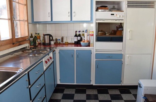 Lenk Apartment | Cosy apartment for 8 guests with WIFI, balcony and pets allowed