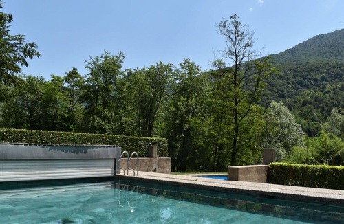 Castelrotto Apartment | Cosy apartment for 4 people with WIFI, pool, TV, balcony, pets allowed and parking