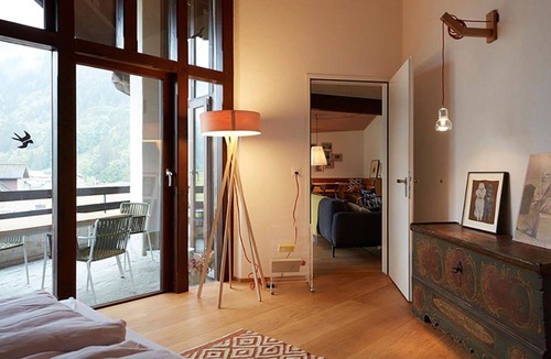 Engelberg Apartment | Cosy apartment for 6 people with pool, WIFI, TV and balcony