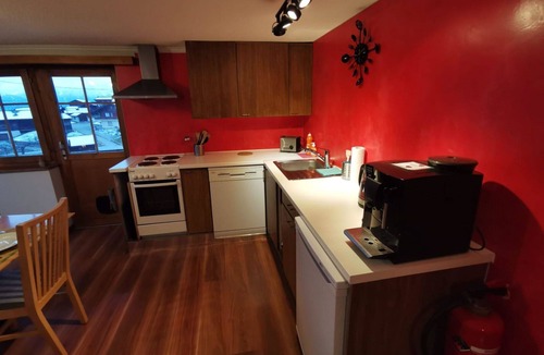 Riederalp Apartment | Cosy apartment for 6 guests with WIFI, TV and balcony
