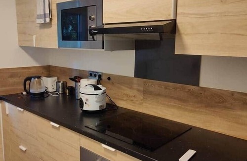 L'Hay-les-Roses Apartment | Cosy apartment + garden 10 min from Paris