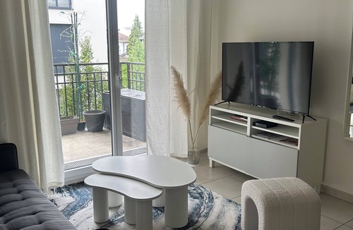 Le Blanc-Mesnil Apartment | Cosy apartment 45 m2 | JO PARIS 2024 | CDG | Bourget | Stade France | Disney