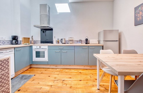 Eymet Apartment | Cosy Apartment in Eymet - Air Conditioned for 4 people - Trois Cles