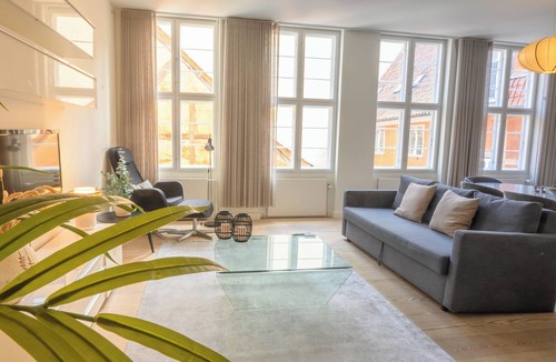Copenhagen City Centre Apartment | Cosy apartment in the city center of Copenhagen, 5 minutes from Nyhavn!