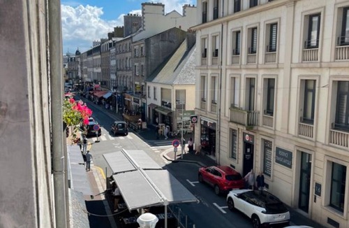 Granville Apartment | Cosy apartment in the center of Granville, 200 meters from the beach Plat Gousset/piscine