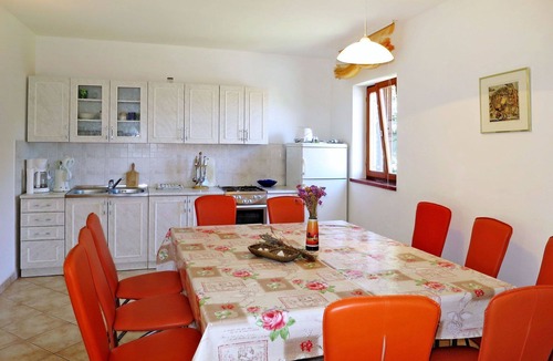 Gondolici House | Cosy apartment in villa for 10 guests with WIFI, TV, terrace and pets allowed