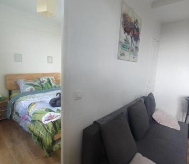 Romainville Apartment | Cosy Apartment near Paris Metro Line 11