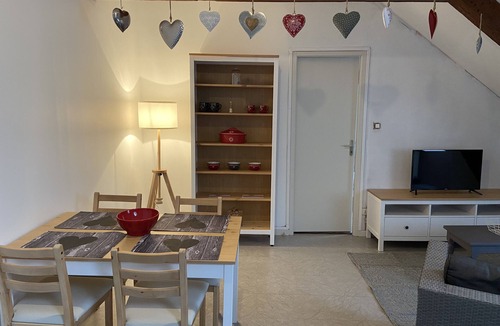 Contrexeville Apartment | COSY APARTMENT NUMBER 2