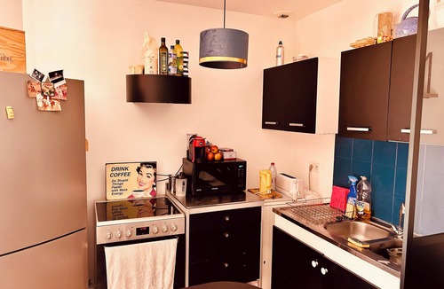 Peret Apartment | Cosy apartment with garden + swimming pool