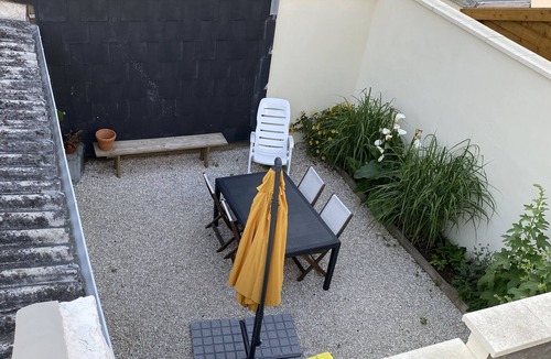 Le Portel Apartment | Cosy apartment with private courtyard 5mns from the beach
