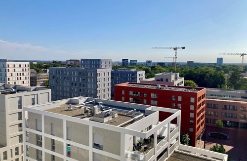 La Courrouze Apartment | Cosy apartment with panoramic view of Rennes