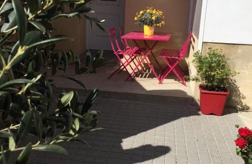 Sorgues Apartment | Cosy Appart