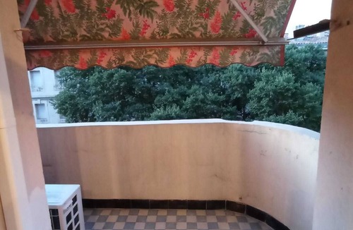 Saint-Lazare Apartment | Cosy Appart in the heart of Marseille - Ideal for Couples, Families or Friends