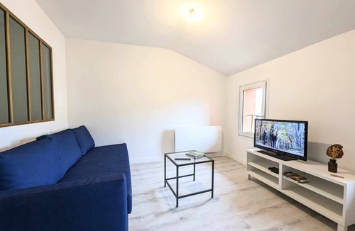 Verdun-sur-Garonne Apartment | Cosy Appartement Hypercentre