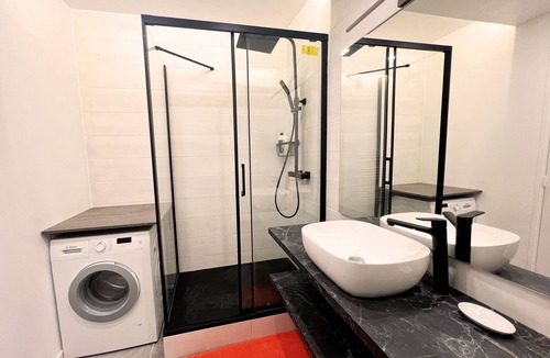 Republique–Point-du-Jour Apartment | Cosy Appt Proche de Tout Métro à Pied