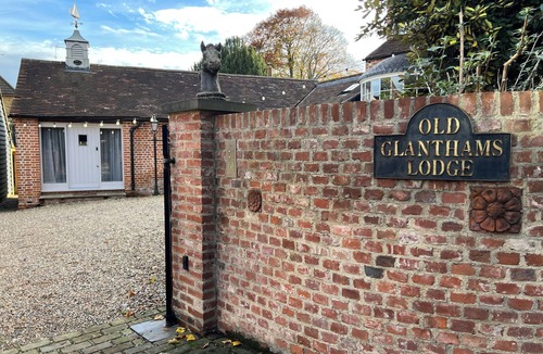 Brentwood House | Cosy barn conversion - double room in peaceful, private space