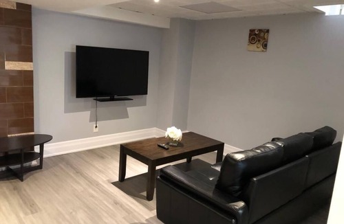 Mount Pleasant Apartment | Cosy Basement Apartment, Walking distance to all amenities