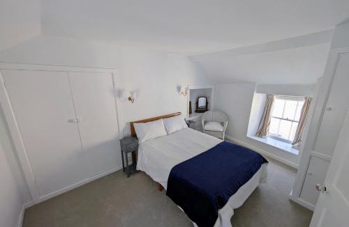 Cawsand House | Cosy Beach Cottage - Cawsand