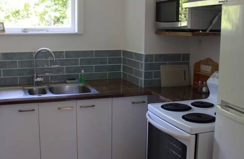 Paekakariki House | Cosy Beach Cottage