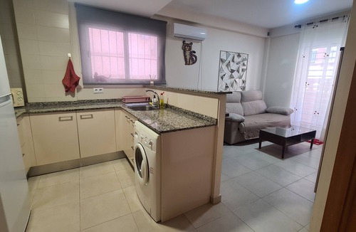 Plaza De La Costera Apartment | Cosy beach flat (ground floor) with terrace, AC, Heating and fast WiFi