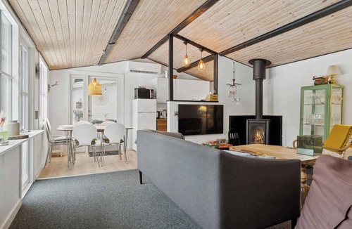 Næsby Strand House | Cosy beachfront holiday home for families