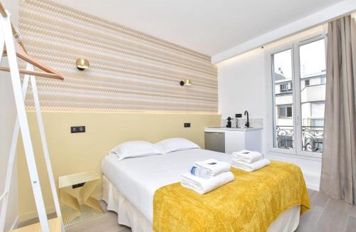 Quartier de Javel Apartment | Cosy Bedroom - Tour Eiffel Champs de Mars