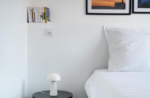 Downtown Le Havre Apartment | Cosy blue - Hyper Centre - Home cinéma