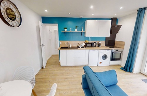 Le Mee-sur-Seine Apartment | Cosy Blue Lagoon Apartment Melun Riverside