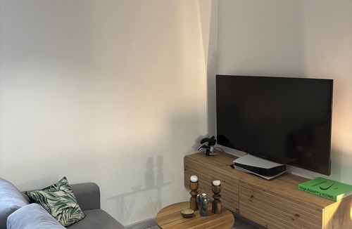 La Cote-Saint-Andre Apartment | Cosy bohemian studio in the heart of the city