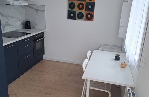 Mordelles House | Cosy, bright house close to amenities in Mordelles