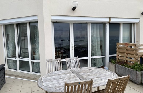 Le Pouldu Apartment | Cosy, bright waterfront apartment