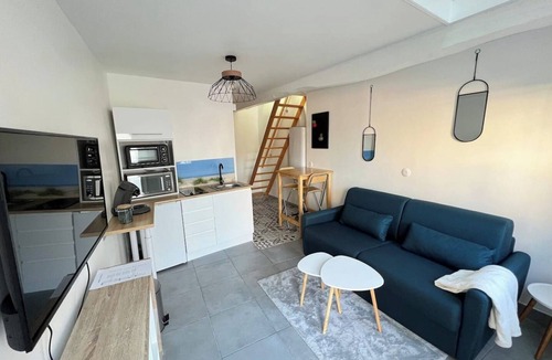 Abbeville House | COSY CASA.