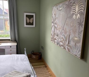 Ware Apartment | Cosy central hideout