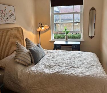 Ware Apartment | Cosy central hideout