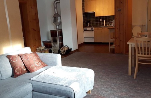 Ernen Apartment | Cosy chalet flat in Ernen