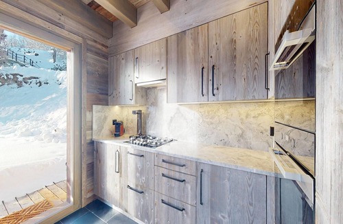 Vex Ski Chalet | Cosy chalet in Vex with balcony