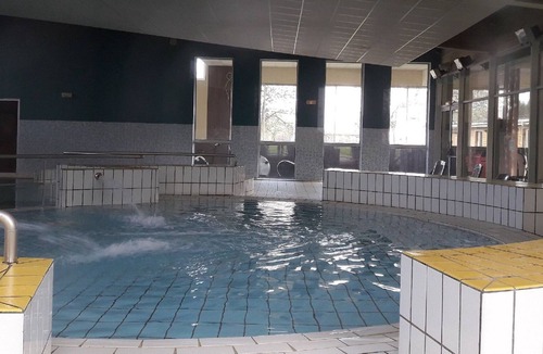 Signy-le-Petit Ski Chalet | Cosy chalet with covered terrace