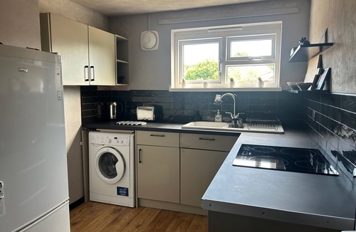 Chichester Apartment | Cosy Chichester Apartment