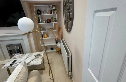 Peterlee House | Cosy & comfortable - Royal-like Stay