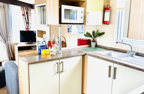 Muston House | Cosy Corner Blue Dolphin