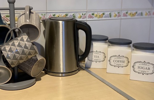 Kettering Apartment | Cosy Corner House