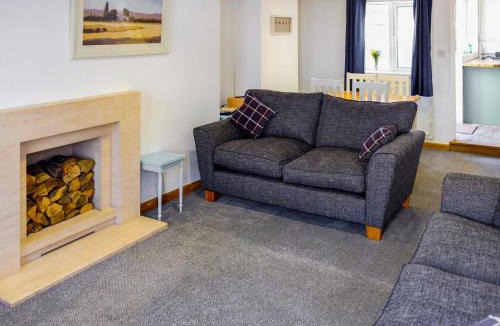 Mistley House | Cosy Cottage